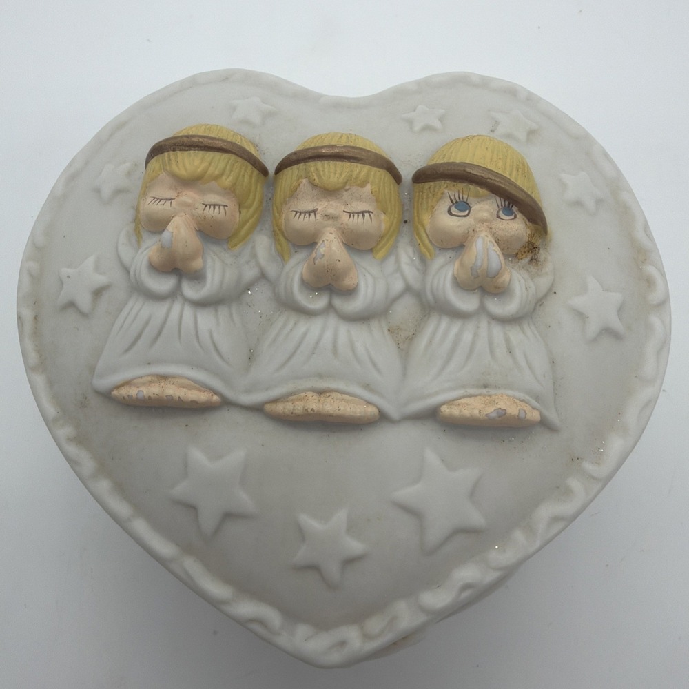 Vintage Houston Harvest Praying Angels Jewelry‎ Trinket Box Heart Shaped Bisque